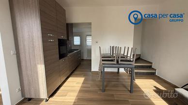 CASA A SCHIERA RISTRUTTURATA A NUOVO