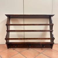 Piattaia con attaccapanni antico