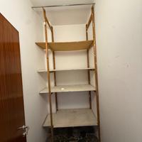 Scaffalatura in legno