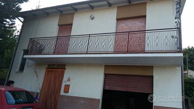 Casa più terreno fabbricabile più rudere