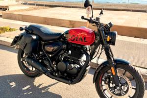 Royal Enfield HNTR 350 (2025) - ACCESSORI INCLUSI