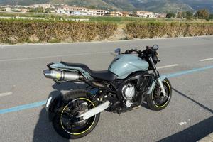 Yamaha FZ6