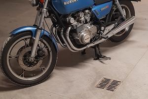  moto suzuki 650gt anno 82