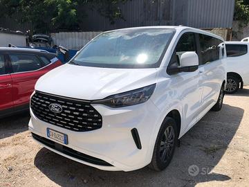 FORD TOURNEO