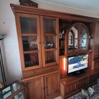 Mobile soggiorno classico in noce 