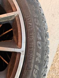 cerchi 19 pollici completi di sensori e gomme