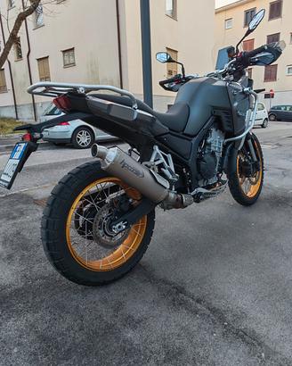 Kove 800