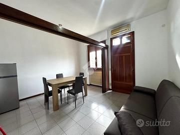 2 LOCALI A MONTEMURLO