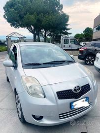 TOYOTA YARIS CAMBIO SEQUENZIALE
