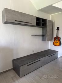 Come Nuovo : Parete soggiorno e cucina