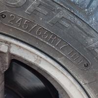 Gomme ricoperte MUD 245/65 R17