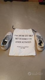 GOLDEN GOOSE