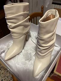 Stivaletto Guess Sabrea