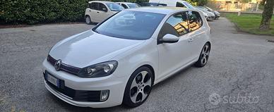 Volkswagen Golf 2.0 TSI 3p. GTI