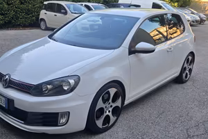 Volkswagen Golf 2.0 TSI 3p. GTI