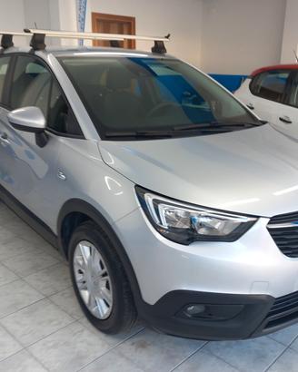 Opel Crossland anno 2018 1.2 benzina 105 mila km