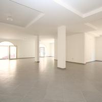 Locale commerciale - Parabita