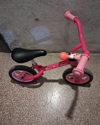 bicicletta senza pedali