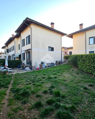 VILLA A SCHIERA A CORBETTA