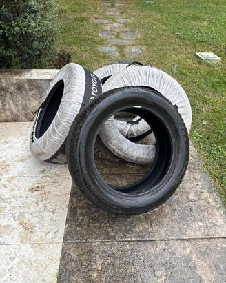Gomme invernali 235/55 R 19
