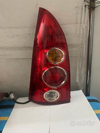 Stop mazda Premacy sinistro