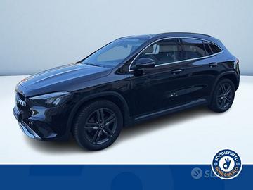Mercedes-Benz GLA 180d Automatic Advanced Pro...