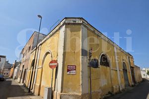 Stabile/Palazzo Racale [Cod. rif 3212238VRG]