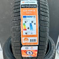 4 Gomme INVERNALI NUOVE 225 40 R 18