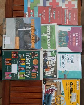 Libri scolastici istituto REMO BRINDISI