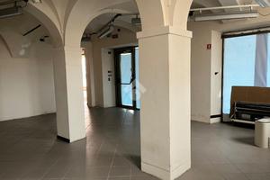 NEGOZIO A FONTANELLATO