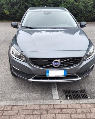 Volvo V60 Cross Country 2.0 150 cv