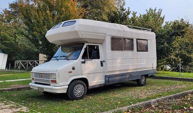 Camper Monoscocca Vetroresina 1987