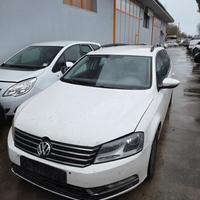 VOLKSWAGEN PASSAT (36) DEL 2012 PER RICAMBI