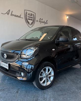 Smart forfour 1.0 Passion 71cv Total Black