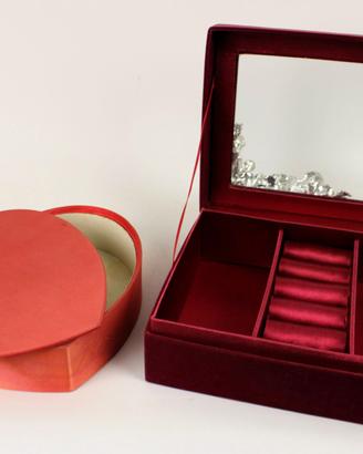 2 scatole portagioie.