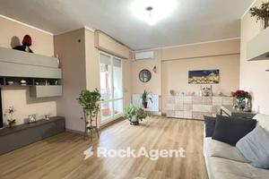 AMPIO APPARTAMENTO PANORAMICO CON GRANDI TERRAZZI