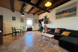 2 LOCALI A PORANO