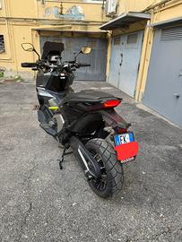 XADV 750 special edition