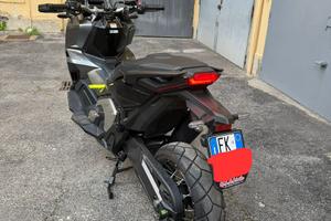 XADV 750 special edition