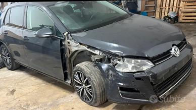 golf  7  1.6 TDI  115cv 2016 