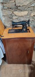 Oggetti antichi macchina da cucire bilancia portac