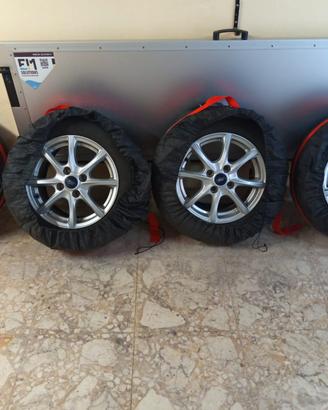 Cerchi In Lega Ford Fiesta 3398192098