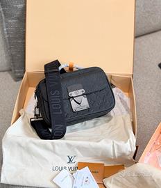 Borsa messenger da uomo a tracolla