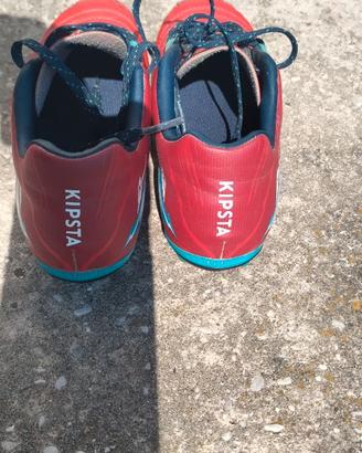 Scarpe calcio num 32 usate poco,prezzo trattabile.