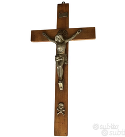 Antico Crocifisso - Legno con teschio Memento Mori