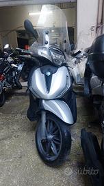 Piaggio Beverly 300
