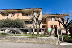 3 LOCALI A SOMMACAMPAGNA