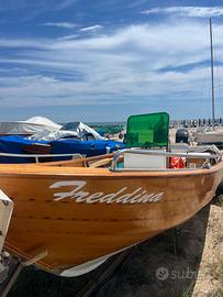 Barca in legno