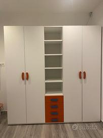 Armadio cameretta ragazzo.