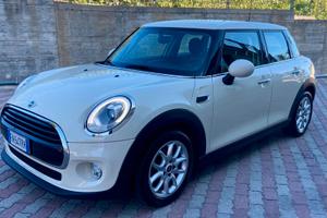 Mini Cooper D 1.5 116cv Hipe 5p
